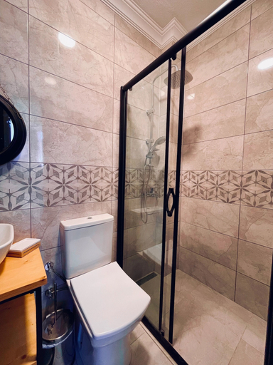 Bathroom, Cunda Pera Otel, Ayvalık