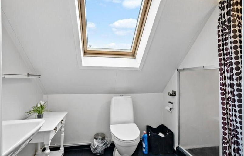 Bathroom, Knudstrup Kro & Hotel, Silkeborg