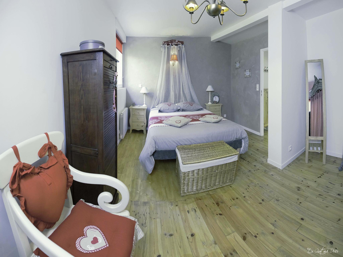 Bedroom 2, Chalet in Raon-lEtape near Lake, Vosges