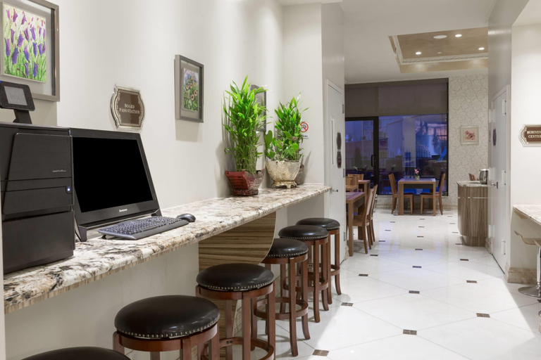 Food & Drinks 5, Ramada by Wyndham Flushing Queens, New York