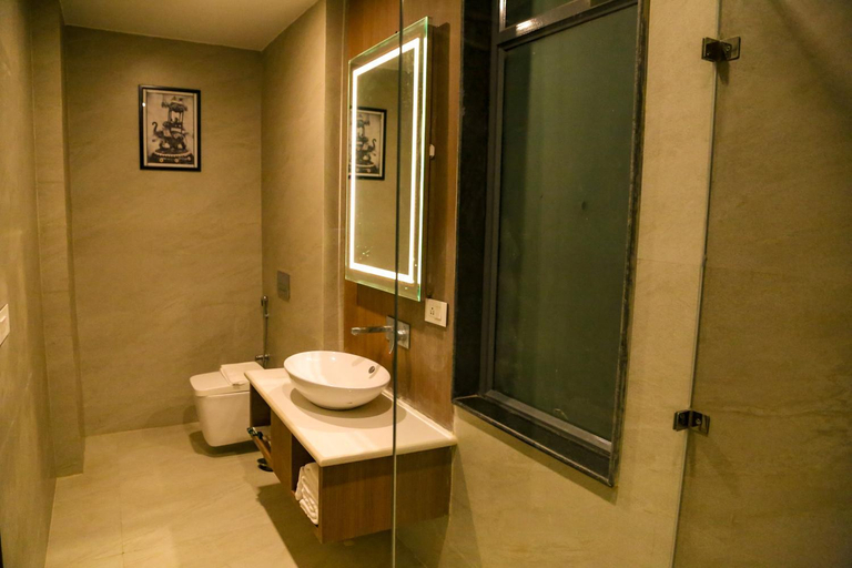 Bathroom 4, FOUR LEAF HOTEL SAPPHIRE BLUE VARANASI, Varanasi