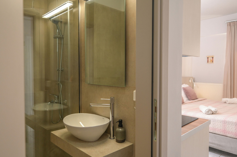 Bathroom 4, Antonis Apts & Retreats, Crete