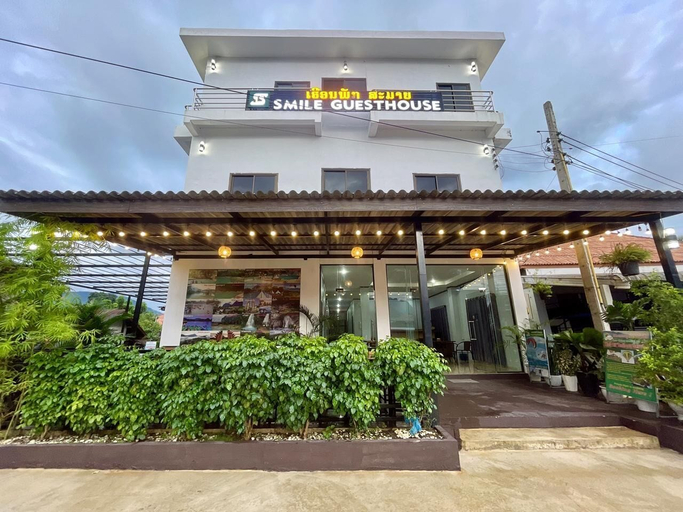 Exterior & Views 2, Smile Guesthouse, Vangvieng