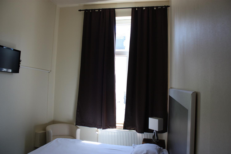 Bedroom 3, Hotel Sansa, Maastricht