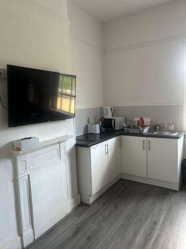 Others 4, New Talbot Guest House, Sandwell