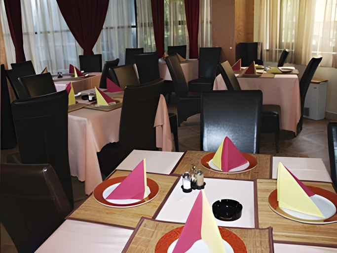 Food & Drinks 5, Hotel Dorobanti, Iasi