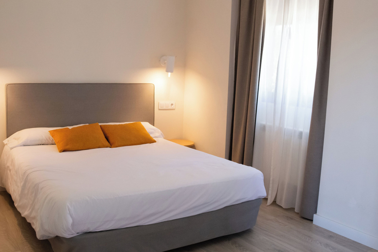 Bedroom 2, Hotel Villalucerna, Zamora