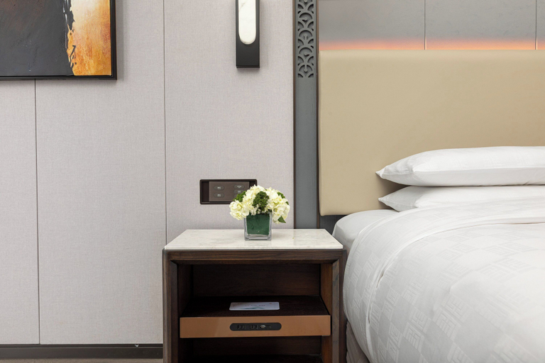 Bedroom 3, Hualuxe Handan by IHG, Handan