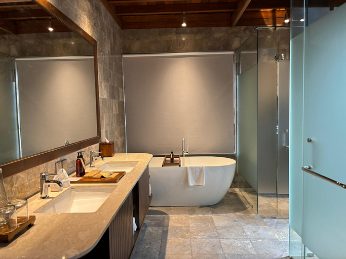Bathroom 6