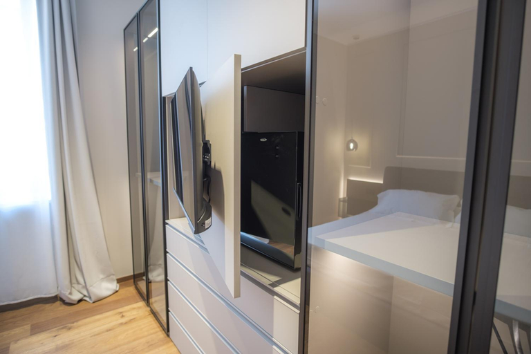 Bedroom 3, PALAZZO DANISI ROOMS&SUITES, Bari