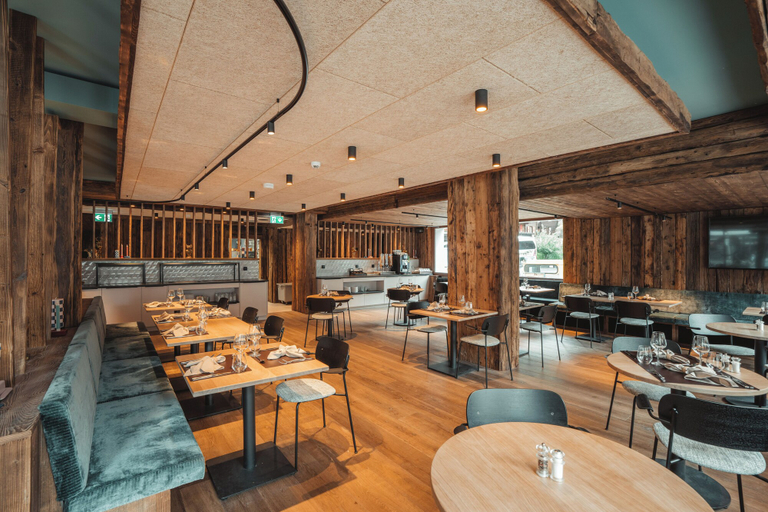 Food & Drinks 5, Matterhorn Inn - Wellness & Dining - at Zermatt Shuttle Station, Visp