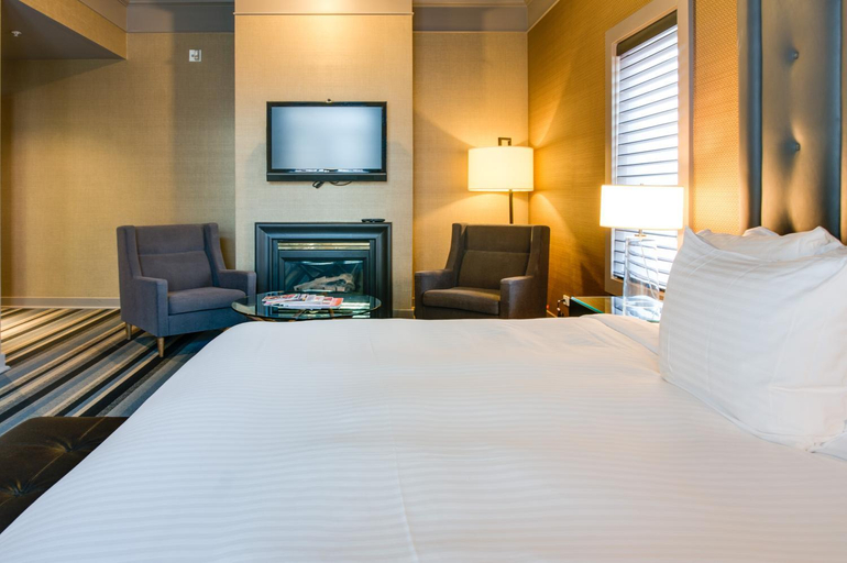 Bedroom 2, Hotel Arts Kensington, Division No. 6