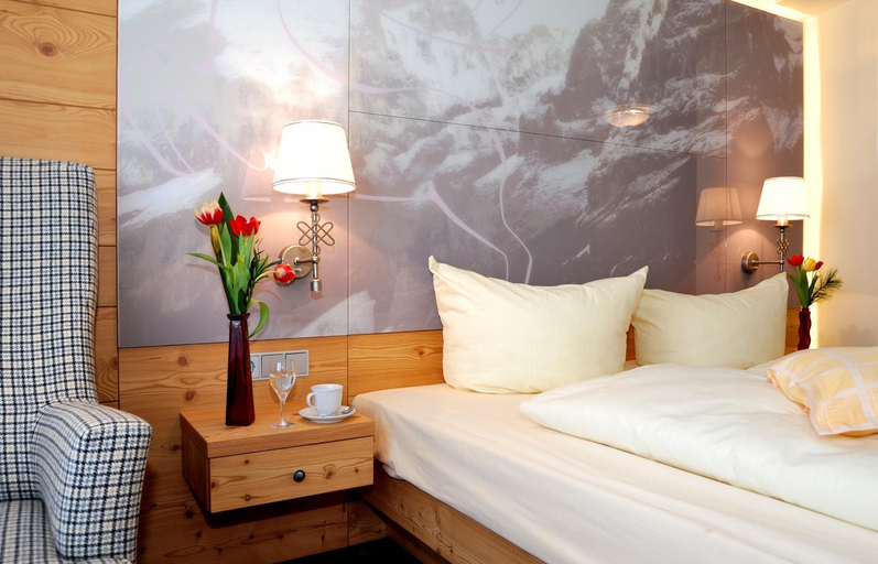 Bedroom 2, Landhotel Bold Oberammergau, Garmisch-Partenkirchen