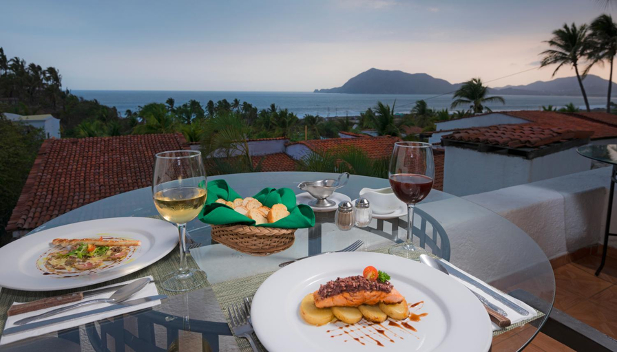 Food & Drinks 5, Vista Playa de Oro Manzanillo, Manzanillo