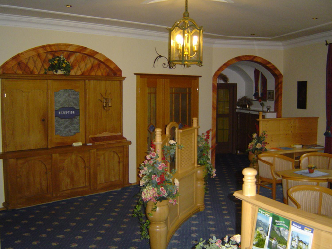 Public Area 3, Krone, Berchtesgadener Land