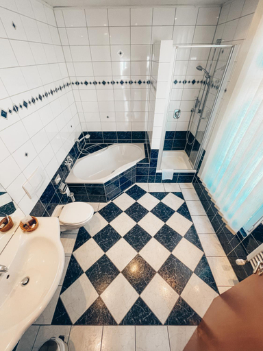 Bathroom 3, Hotel Tillmanns, Rheingau-Taunus-Kreis