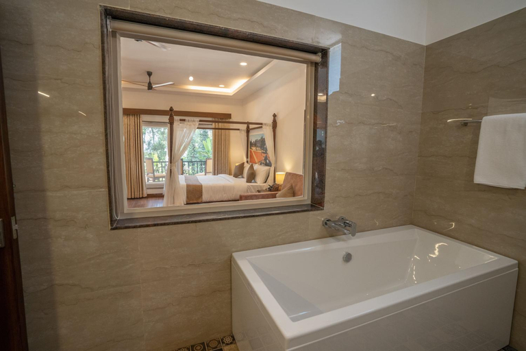 Bathroom 2, Navut Homestay Coorg, Kodagu