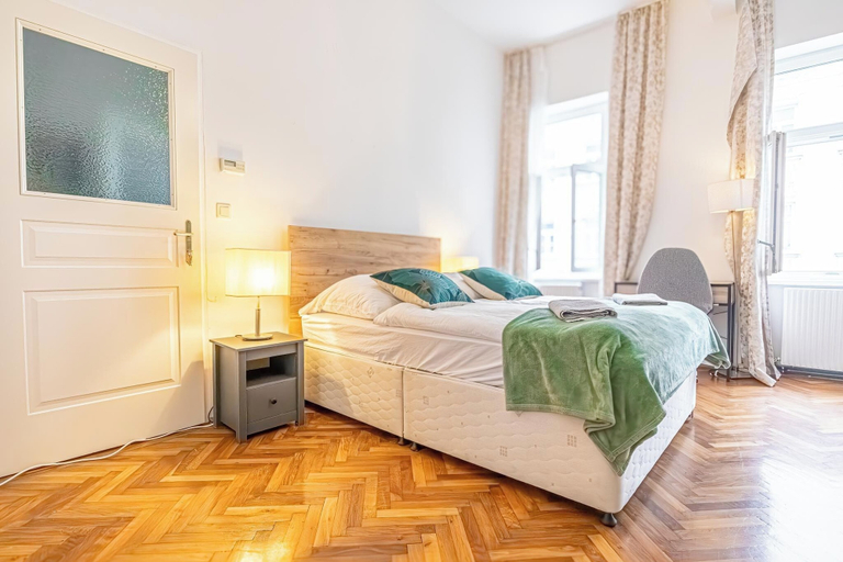 Others 3, 3BR Apt 15min to Landstraße Hub, Wien