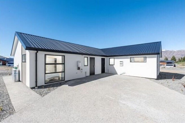 Exterior & Views 2, StarRain Tekapo, Mackenzie