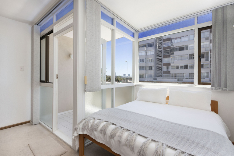 Others 5, Mouille Grange 108, City of Cape Town