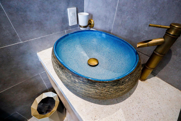 Bathroom 5, TOVO HOSTEL, Huế
