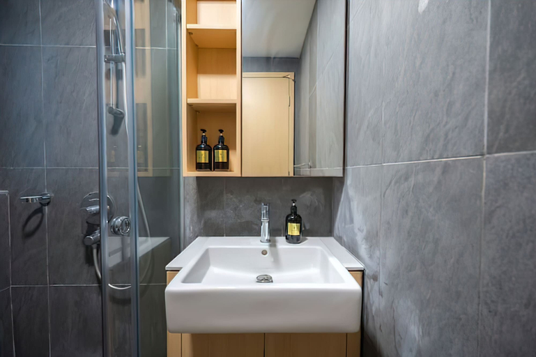 Bathroom 4, The Colony and the Luxe Infinity Pool, Kuala Lumpur