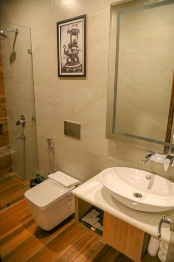 Bathroom 3, FOUR LEAF HOTEL SAPPHIRE BLUE VARANASI, Varanasi