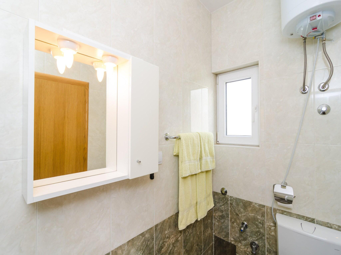 Bathroom 3, Apartments Rooms Barisic - Studio Apartment with Balcony and City View First Floor-APT 10, Župa Dubrovačka