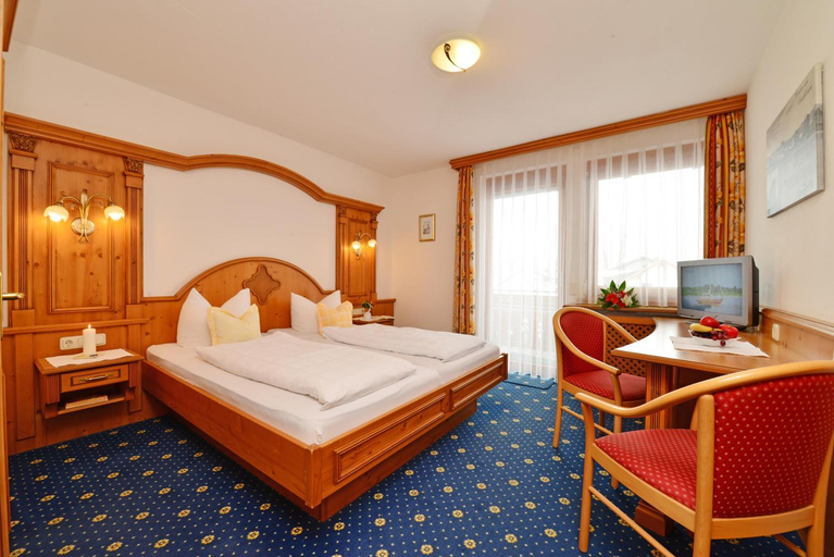 Bedroom 2, Hotel-Pension Seebad "Seegenuss-Natur-Spa", Oberallgäu