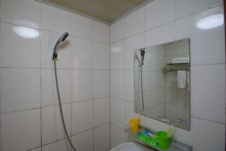 Bathroom, Longyang Inn, Shanghai