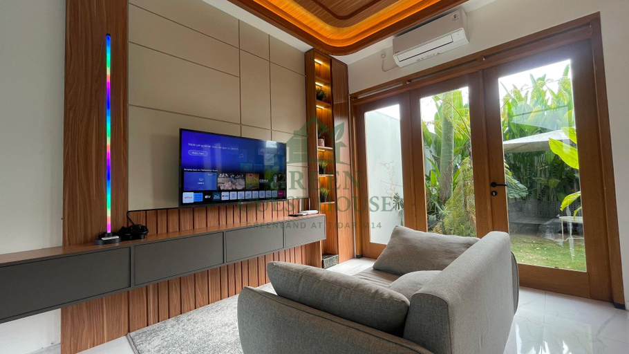 Others 2, Green Guest House Malang, Malang