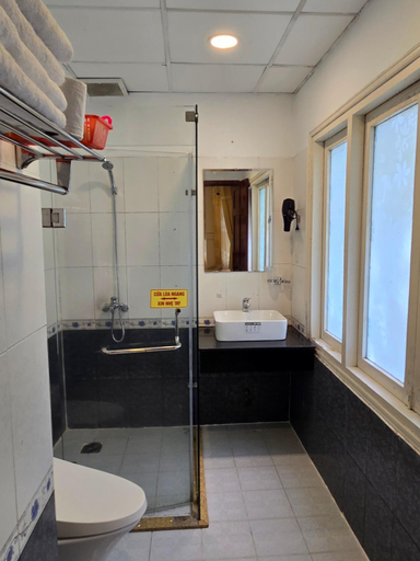 Bathroom 5, Hoang Viet 2 Hotel, Đà Lạt