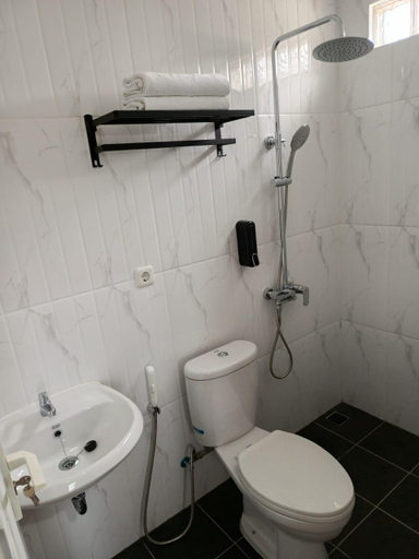 bathroom 8