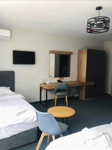 Bedroom 3, Avenue Hotel, Burgas