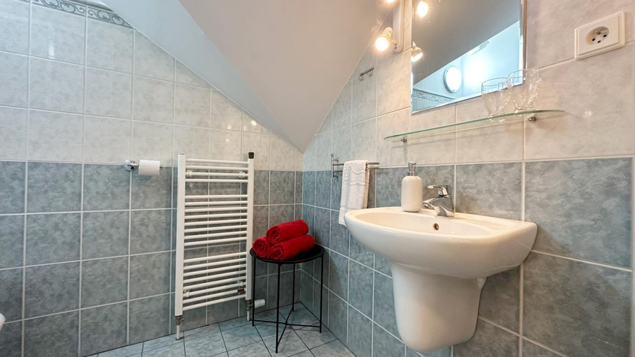 Bathroom 5, PENZION BLANKA - Znojmo, Znojmo