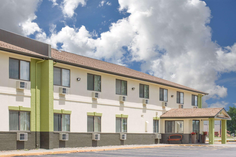 Exterior & Views 3, Park Inn by Radisson, Ames, Story