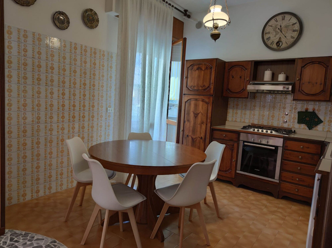 Room 5, Milano 46 in Cattolica, Rimini