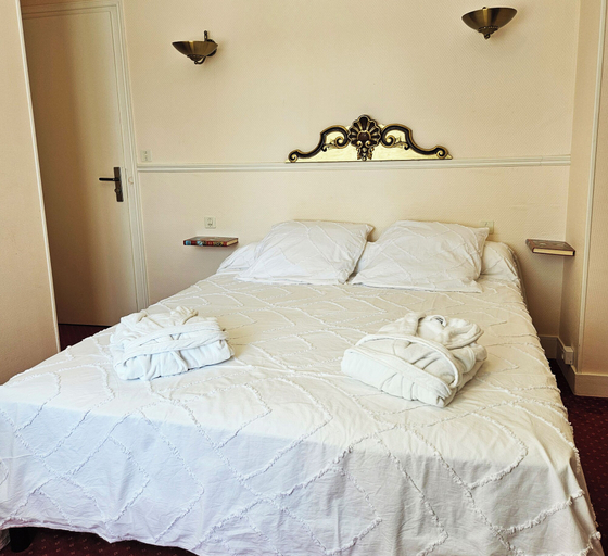 Bedroom 3, Aux Chambres des Dames, Indre-et-Loire