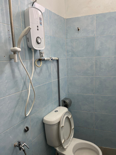 Bathroom, GOLDEN GUEST HOUSE KUANTAN, Kuantan