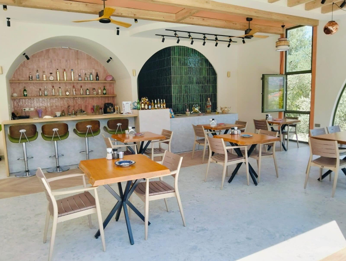 Food & Drinks, Lina Suit, Fethiye