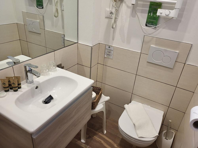 Bathroom 3, Hotel Garni Rosmari, Verona
