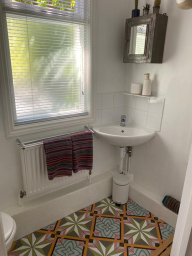 Bathroom 2, Lovely Private Accommodation with own Garden, Kent