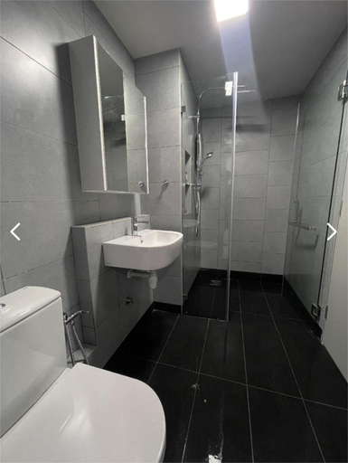 Bathroom 4, TF Sunset Ocean View Homestay - Jesselton Quay, Kota Kinabalu