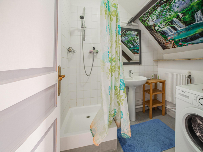 Bathroom, Holiday home in paradise with private pool, Dordogne