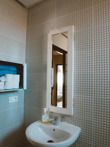 Bathroom 2, Joy surf camp, Agadir-Ida ou Tanane