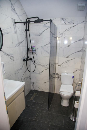 Bathroom 4, Motel Deny, Herzegovina-Neretva