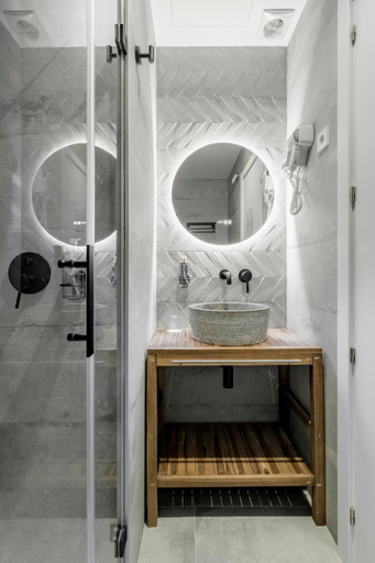Bathroom 3, Marco Polo Residence Hostal Boutique, Madrid