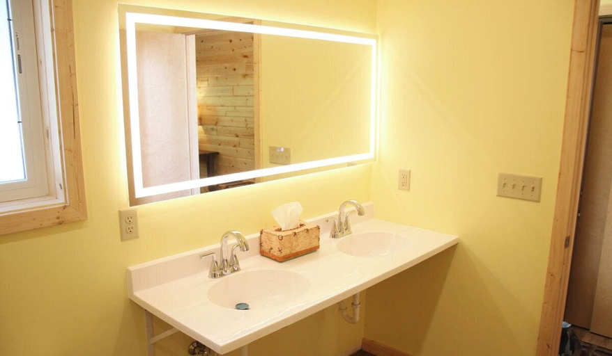 Bathroom 5, Leech Lake Resort Bed & Breakfast, Cass
