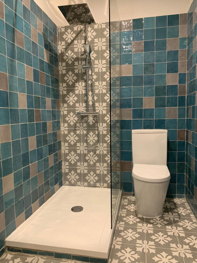 Bathroom 2, Auberge du Chateau, Hérault