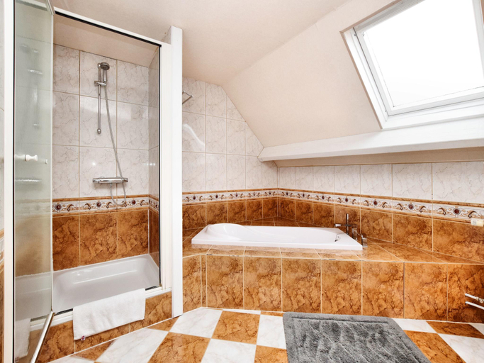 Bathroom 4, Durbuy Luxe Villa with Pool, Namur